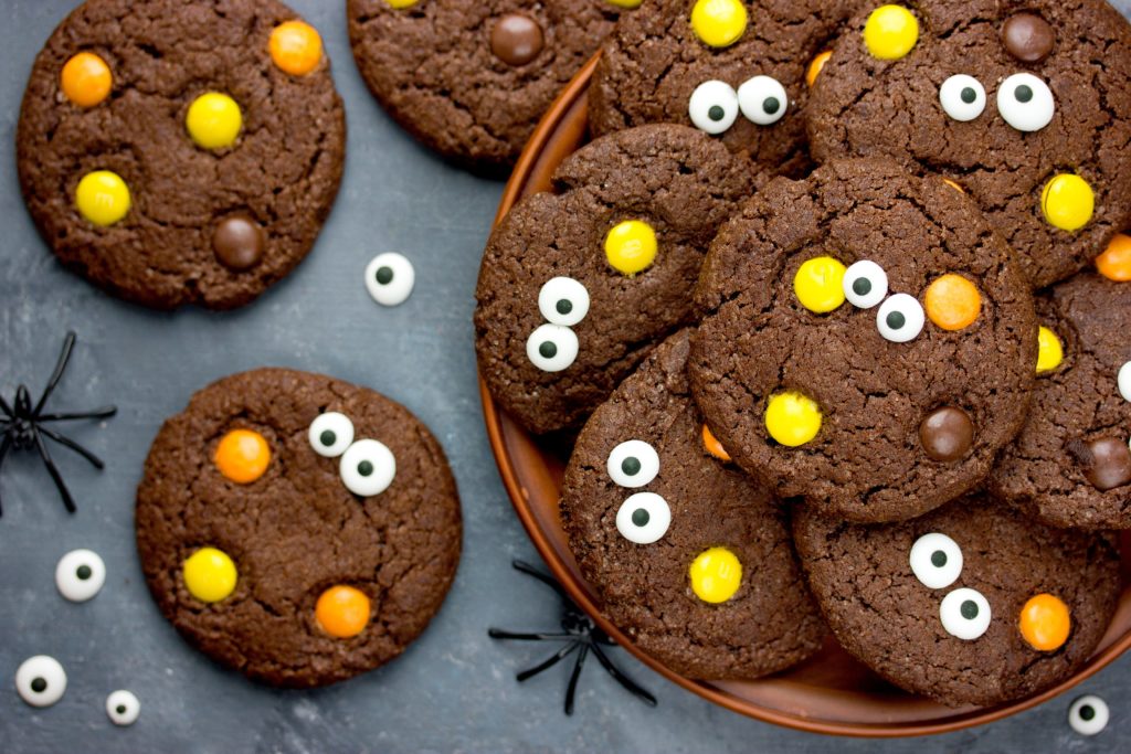 Chocolate Chip Monster Cookies | Lofo Pantry